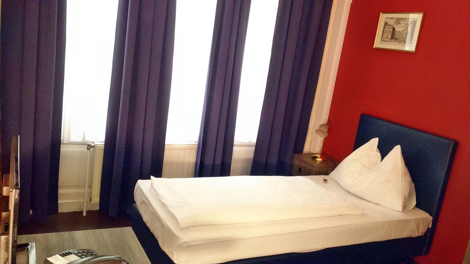 Hotel Pension Excellence Wien Exteriör bild